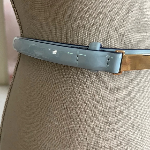 Ann Taylor Baby Blue Faux Patent Skinny Belt - Picture 2 of 3